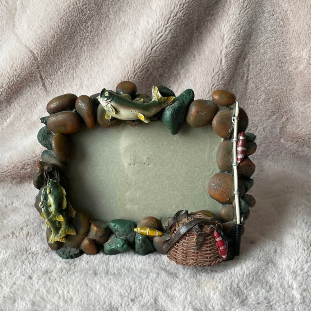 Fishing picture frame